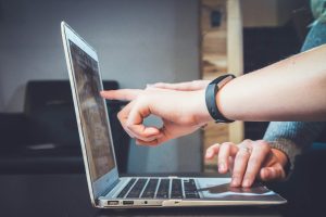 Бронювання і відстрочки дедалі більше переходять у цифрові сервіси