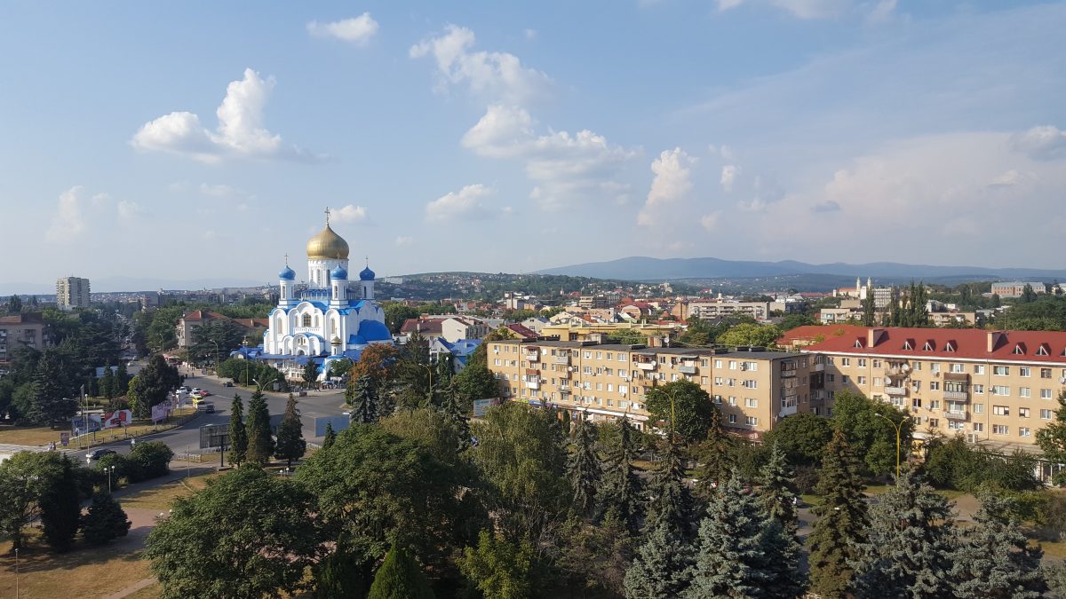 Ужгород панорама міста влітку