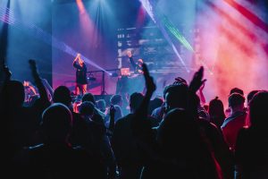 Концертна сцена — афіша Дніпра 15–16 липня